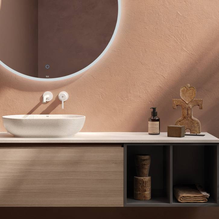 Minimalist Makeovers: Less Clutter, More Clarity