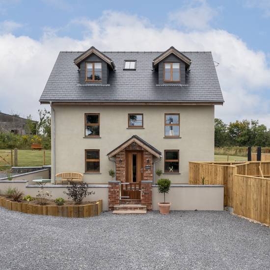 parsonage farm, amroth