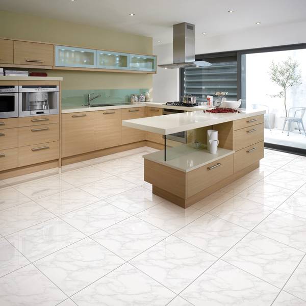 Modern Kitchen featuring white tones with porcelain tiles, creating a contemporary atmosphere.