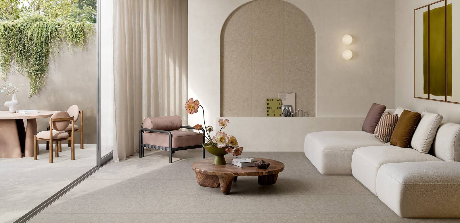 Modern Living room featuring beige tones with porcelain tiles, creating an elegant atmosphere.