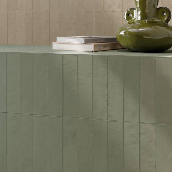 عصري تجاري ببلاط البورسلين، تعرض درجات green, beige، لخلق أجواء فاخرة.